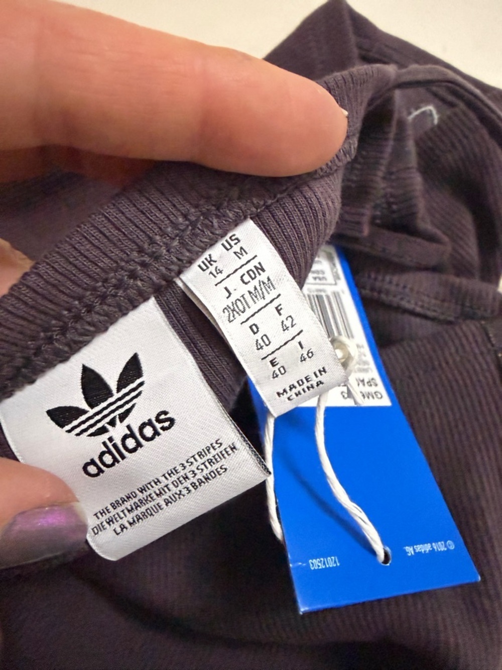 🆕Adidas - Retro Ribbed Spaghetti Strap Crop Top - Picture 5 of 10